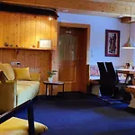 Guest house Almhof 3*