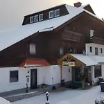 Almhof Gæstehus