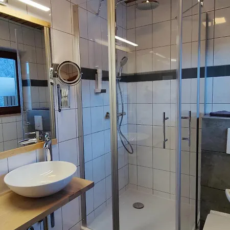 Almhof Penzion 3*