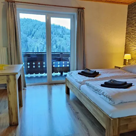 Almhof Πανσιόν 3*