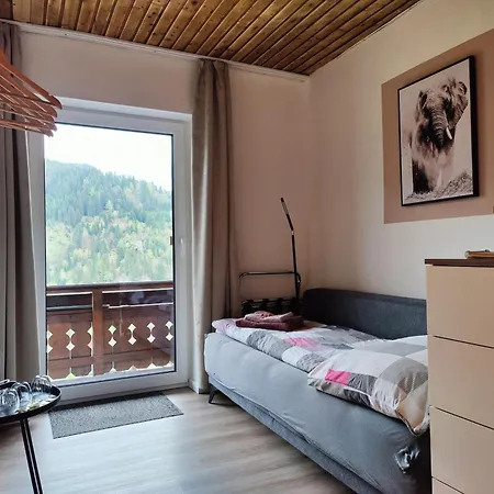 Vendégház Almhof 3*